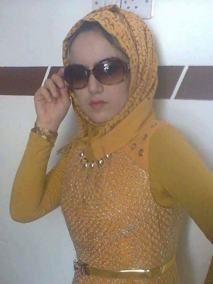 فتيات في أحضان مسلحي داعش